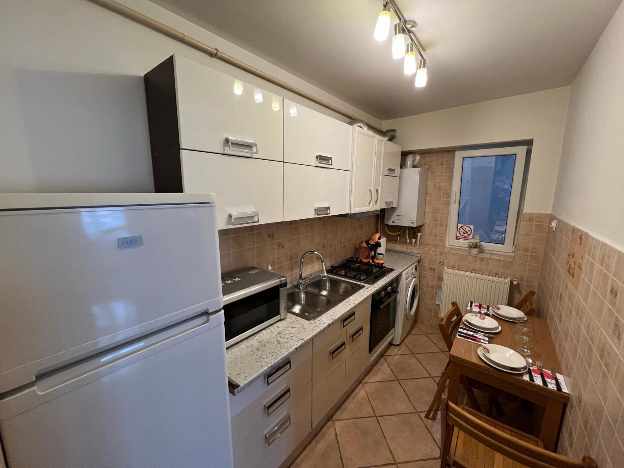 2 Rooms Apartment City Center Iasi Exterior photo
